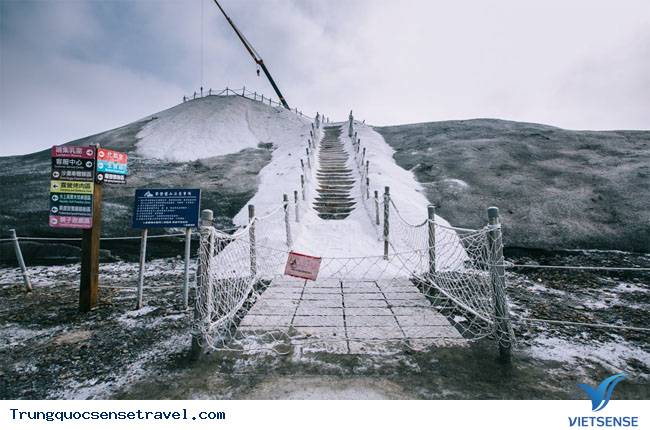 Núi Muối Qigu Núi Muối Qigu