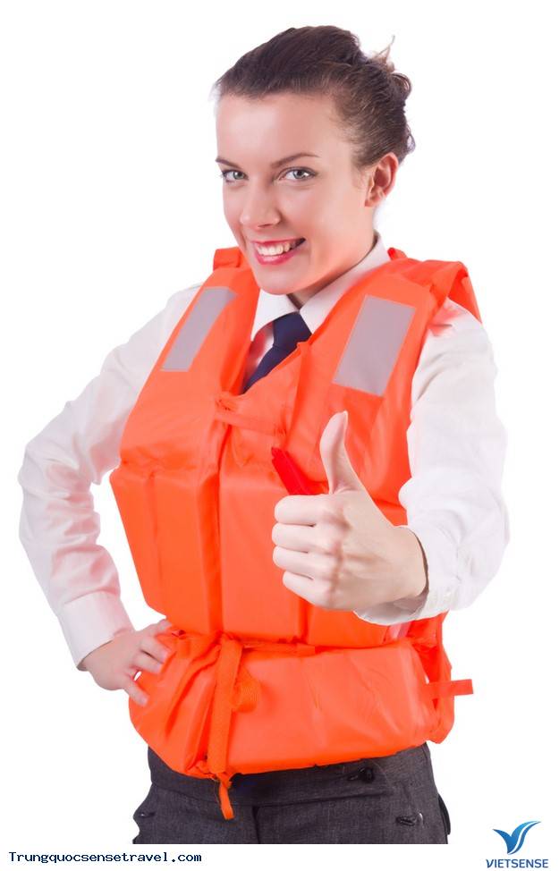 Hãy để áo phao lại trên ghế ngồi máy bay Hãy để áo phao lại trên ghế ngồi máy bay