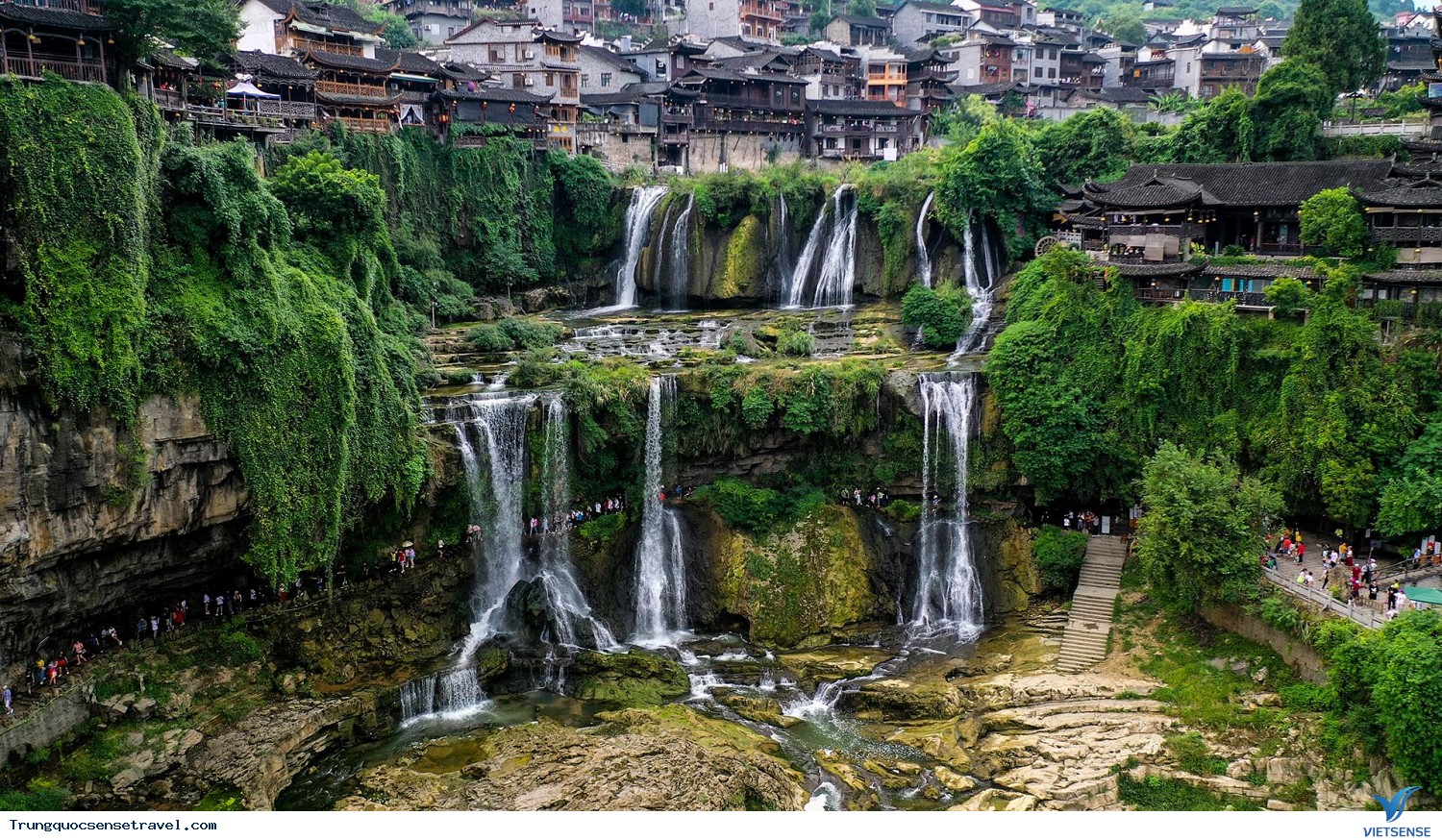 Phù Dung cổ trấn 2.000 tuổi “đi là không muốn về” - Ảnh 1