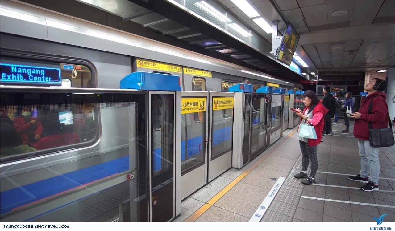 Tàu điện ngầm MRT Tàu điện ngầm MRT
