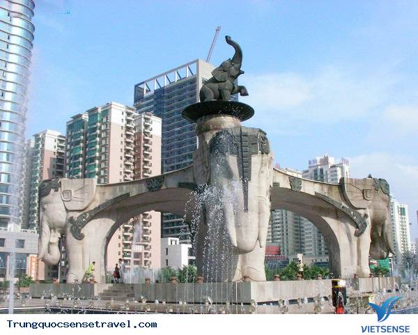 Quảng trường Ngũ tượng Quảng trường Ngũ tượng