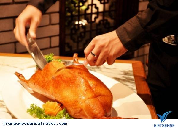 Trung Quốc: Vịt quay Bắc Kinh đúng điệu chuẩn vị - Ảnh 3 Trung Quốc: Vịt quay Bắc Kinh đúng điệu chuẩn vị - Ảnh 3