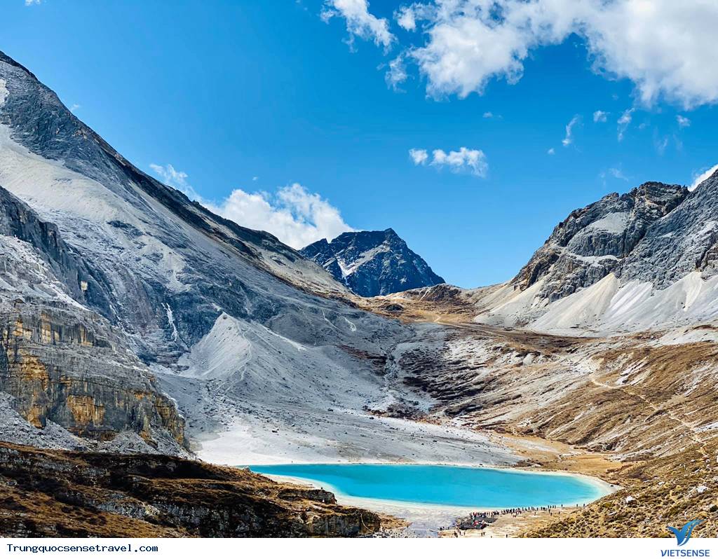 Tuyệt đẹp với cung đường mùa thu nổi tiếng Trung Quốc - Ảnh 6